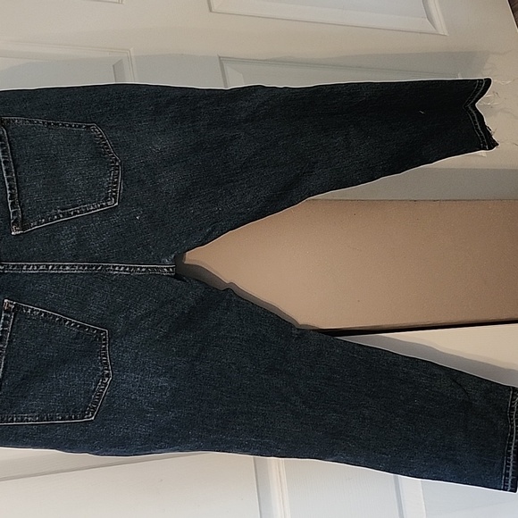 Old navy jeans - Picture 2 of 3